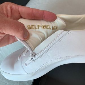 K-SWISS MENS COURT PRO STARTUP "SELF-BELIEF"